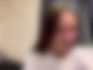 Live cam show with CorinnaVanlue - Striptease Granny on Latina Girls