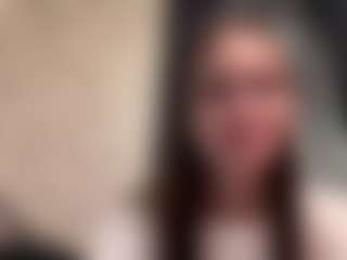 CorinnaVanlue's Live Sex Cam Show