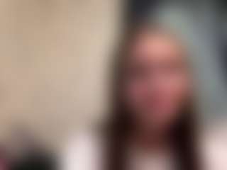 CorinnaVanlue's Live Sex Cam Show