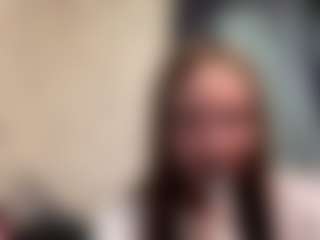 CorinnaVanlue's Live Sex Cam Show