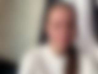 CorinnaVanlue's Live Sex Cam Show