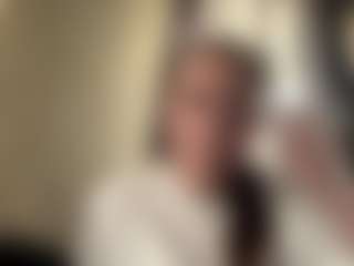 Live cam show with CorinnaVanlue - Tattoos Granny on Camversity
