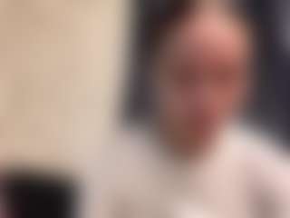 CorinnaVanlue's Live Sex Cam Show