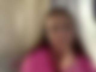 Live cam show with CorinnaVanlue - Average on SinfulBabes