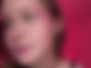 Live cam show with Sophie - Amateur Brown Hair on Camsoda