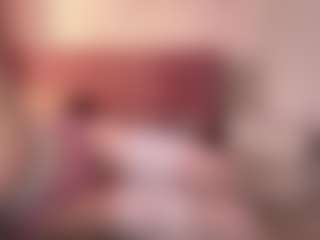 Live cam show with Sophie - Lush Blonde Hair on Camsoda
