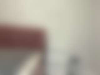 Live cam show with Sophie - Fingering on crypto-cams