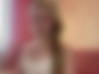 Live cam show with Sophie - Public Mature on Fit Hotties