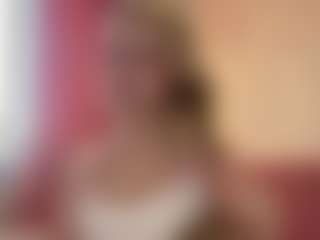 Live cam show with Sophie - Facial on xfollow cams