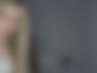 Live cam show with Sophie - Blonde Hair Amateur on Camsoda