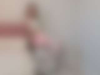 Live cam show with Sophie - Strip Blonde Hair on StripNow