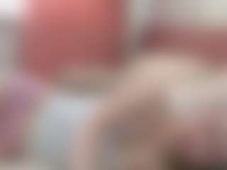 Live cam show with Sophie - Orgasm on Strip Flash - Live Sex Shows