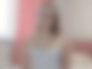 Live cam show with Sophie - Full Nudity on liverealitysex.com