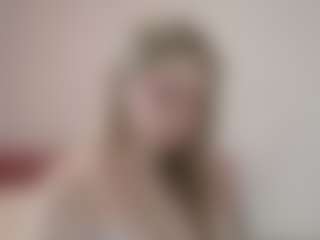 Live cam show with Sophie - Blonde Hair Middle Aged on Streamer API