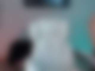 Elahiia's Live Sex Cam Show