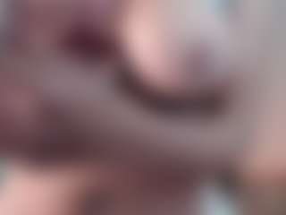 Elahiia's Live Sex Cam Show