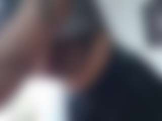 Elahiia's Live Sex Cam Show