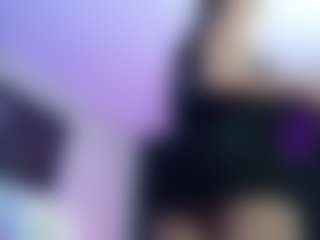 Elahiia's Live Sex Cam Show