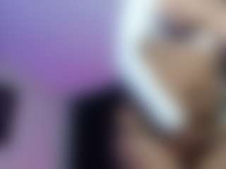 Elahiia's Live Sex Cam Show