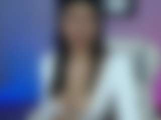 Elahiia's Live Sex Cam Show