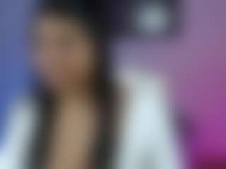 Elahiia's Live Sex Cam Show