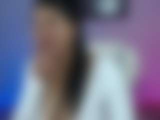 Elahiia's Live Sex Cam Show