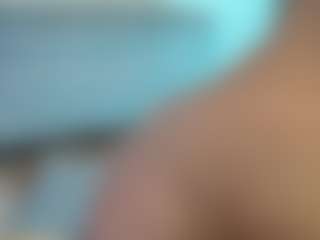 Elahiia's Live Sex Cam Show