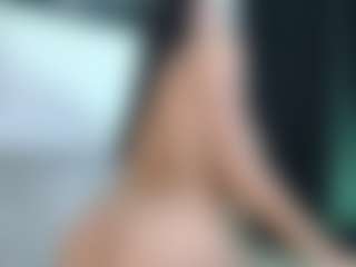 Elahiia's Live Sex Cam Show