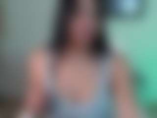 Elahiia's Live Sex Cam Show