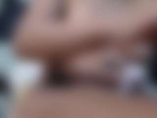 Elahiia's Live Sex Cam Show
