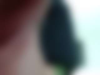 Elahiia's Live Sex Cam Show