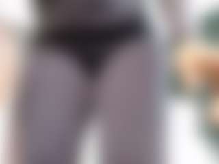 Elahiia's Live Sex Cam Show