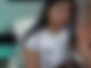 Elahiia's Live Sex Cam Show