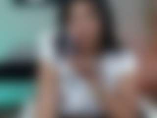 Elahiia's Live Sex Cam Show