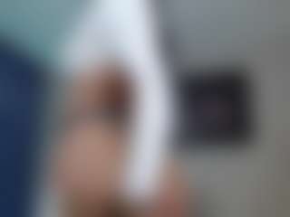 Live cam show with Elahiia - Camel Toe on slutload