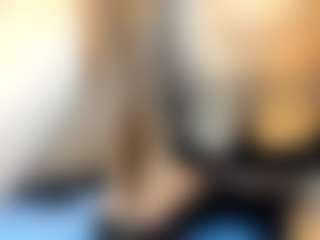 Live cam show with G1nt0n1c - New Sexwebcam on Livezox