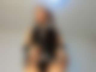 Live cam show with G1nt0n1c - New White on AdultVida.com | azerbaijan