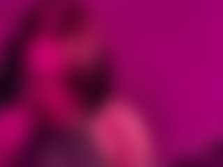 Live cam show with Emma - Strapon on Camsoda