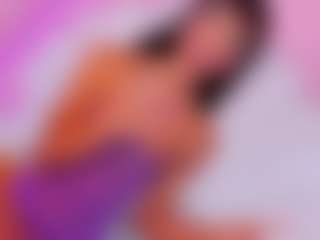 Live cam show with Iconicarlii - Spank on Camming Site