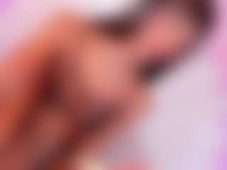Live cam show with Iconicarlii - White on StripNow | colombia