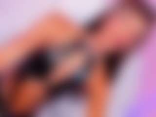 Iconicarliiのライブセックスチャットショー