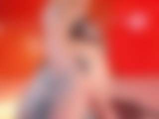 Live cam show with Lia Bakeer - New Toys on sexytreat.net
