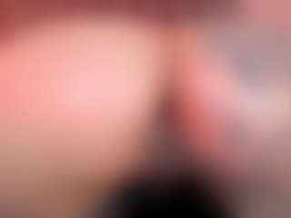 Live cam show with Lia Bakeer - New Lush on Fling VIP Chat