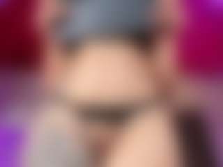 Live cam show with Lia Bakeer - Nipple Piercings on Camsoda
