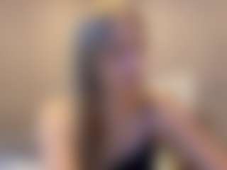 Live cam show with MaudeTalmage - Athletic Dildo on Camiplay Live