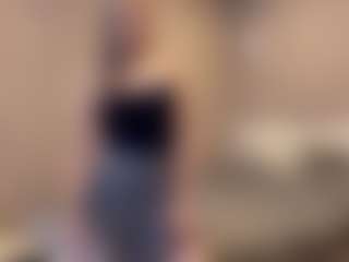 MaudeTalmage's Live Sex Cam Show