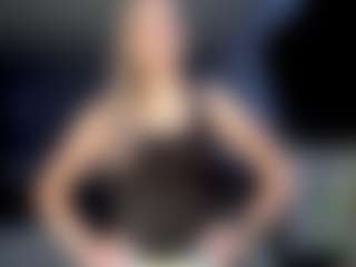 Bella's Live Sex Cam Show