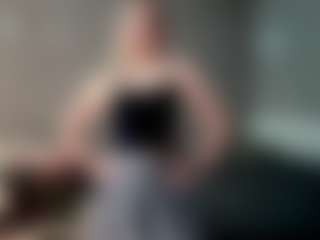 Bella's Live Sex Cam Show