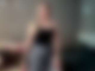 Bella's Live Sex Cam Show