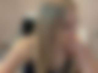 Bella's Live Sex Cam Show